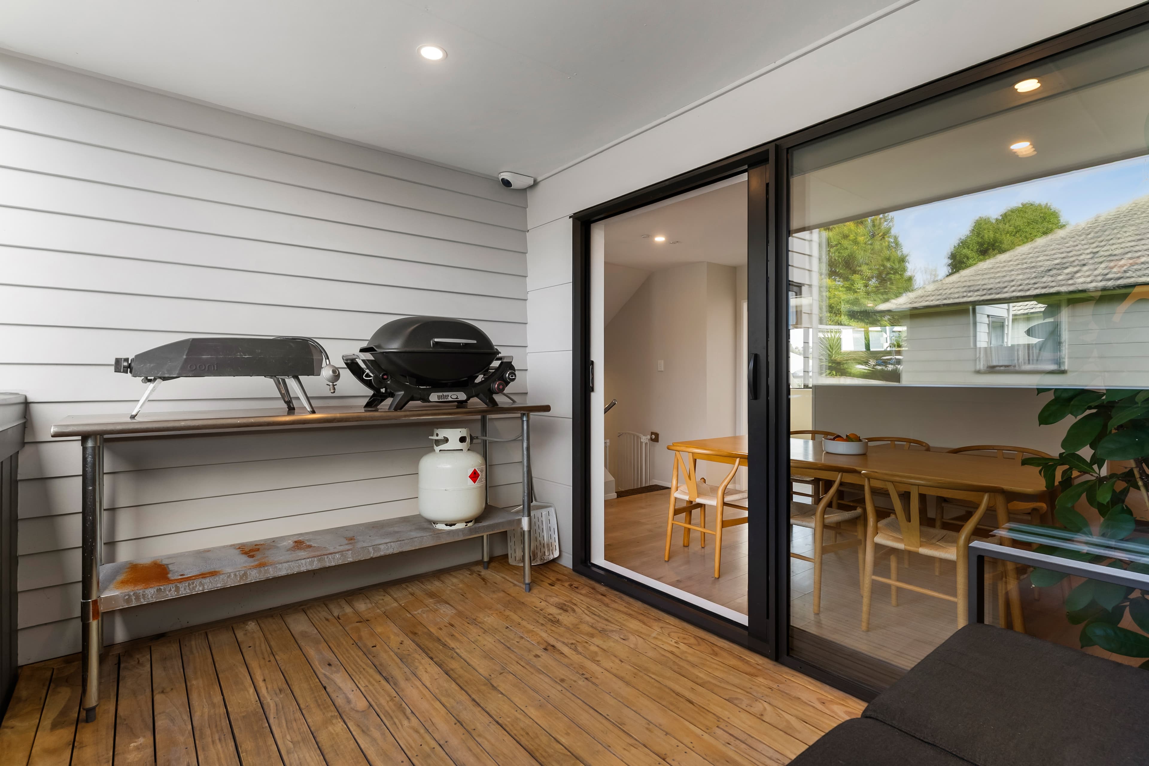 Covered outdoor BBQ deck